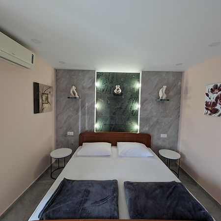 Apartments Klenovica Jadranka Cacic Eksteriør bilde